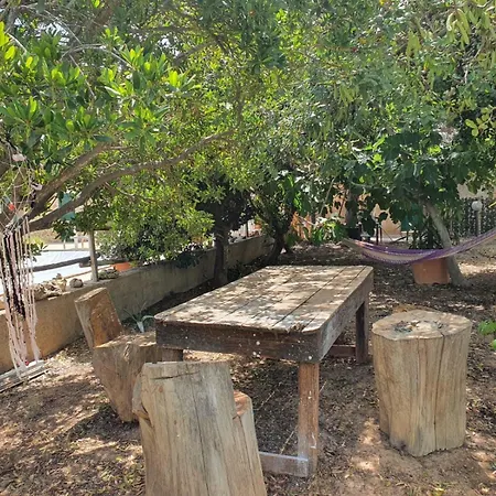 Chalet Con Giardino * למפדוזה